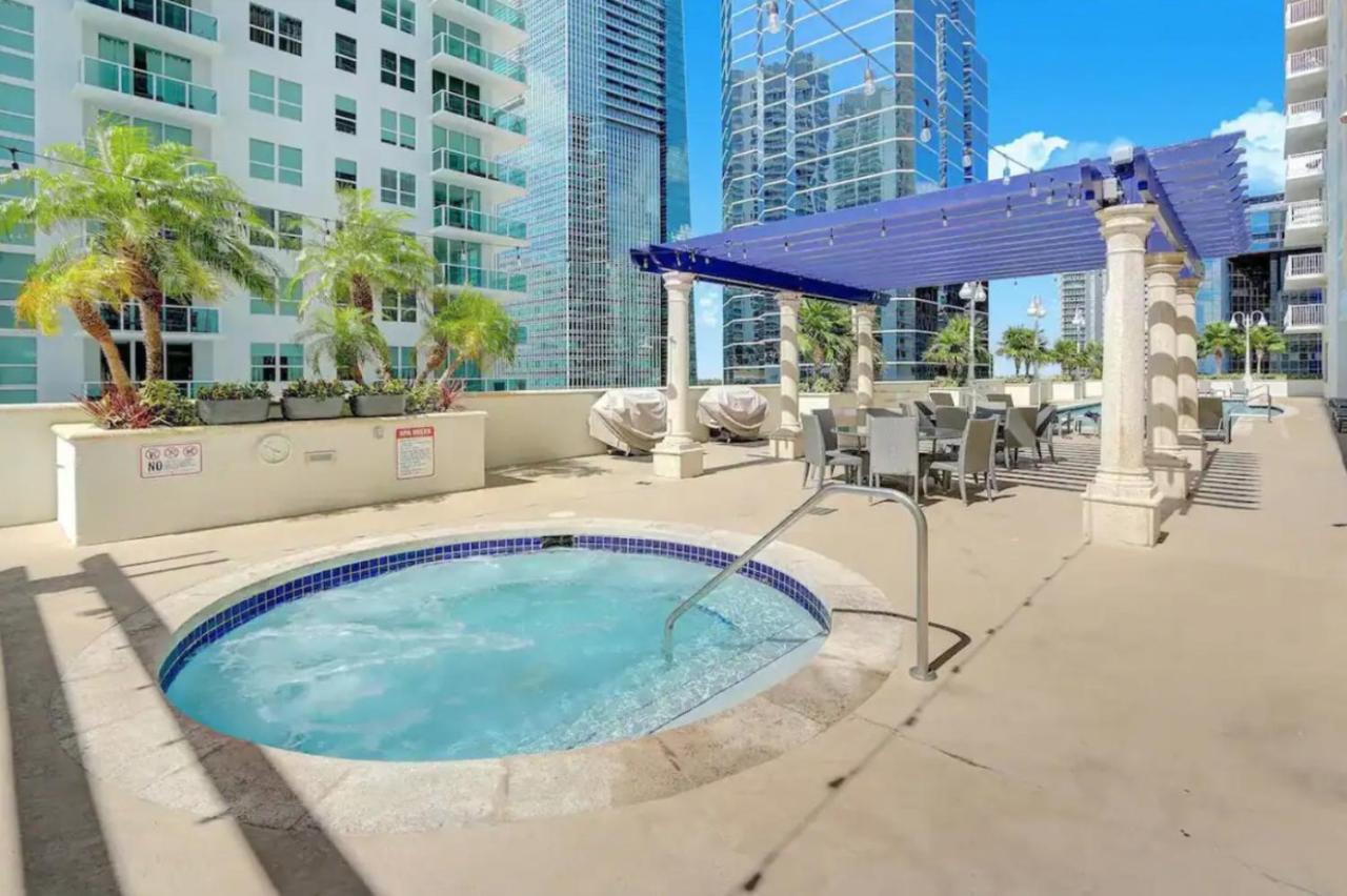 Appartamento Modern 1 Bed In The Heart Of Brickell With Free Parking Miami Esterno foto