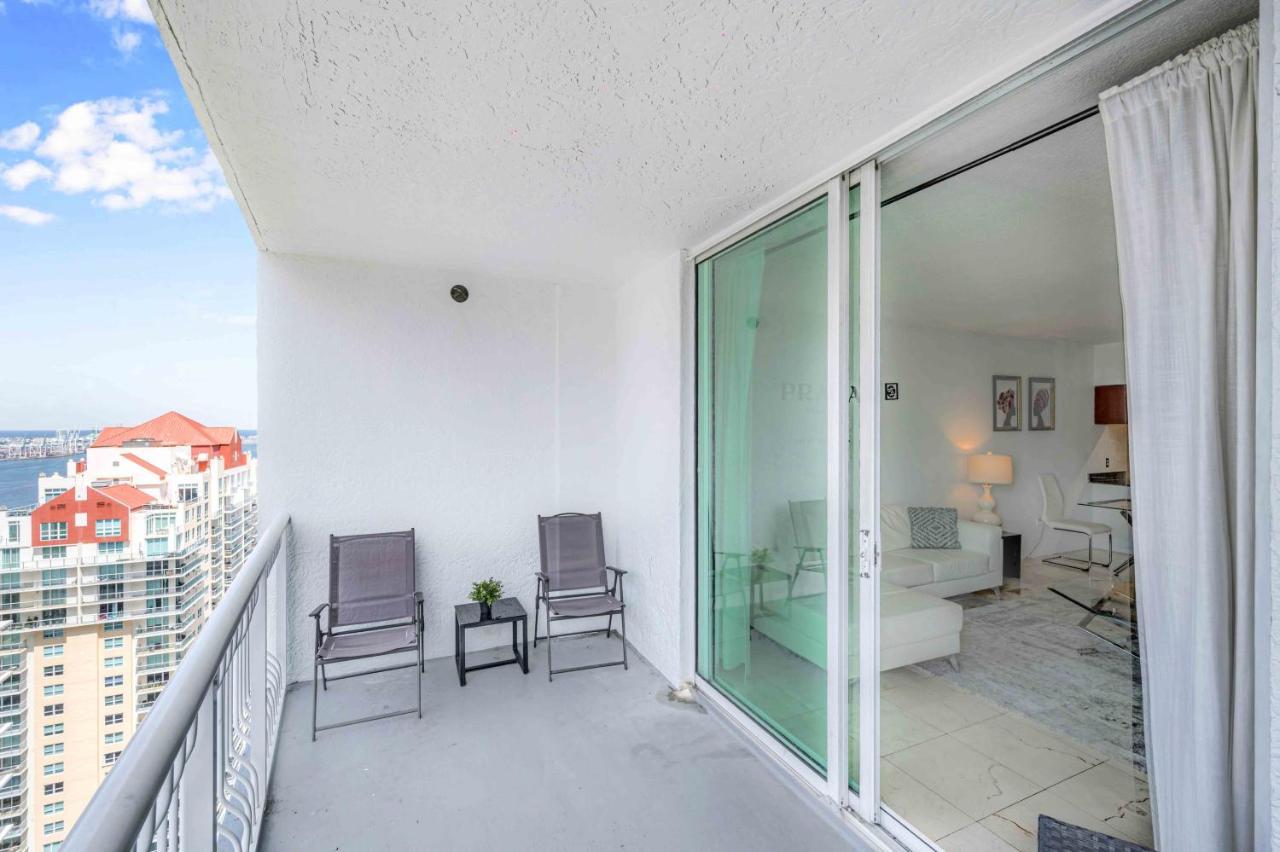 Appartamento Modern 1 Bed In The Heart Of Brickell With Free Parking Miami Esterno foto