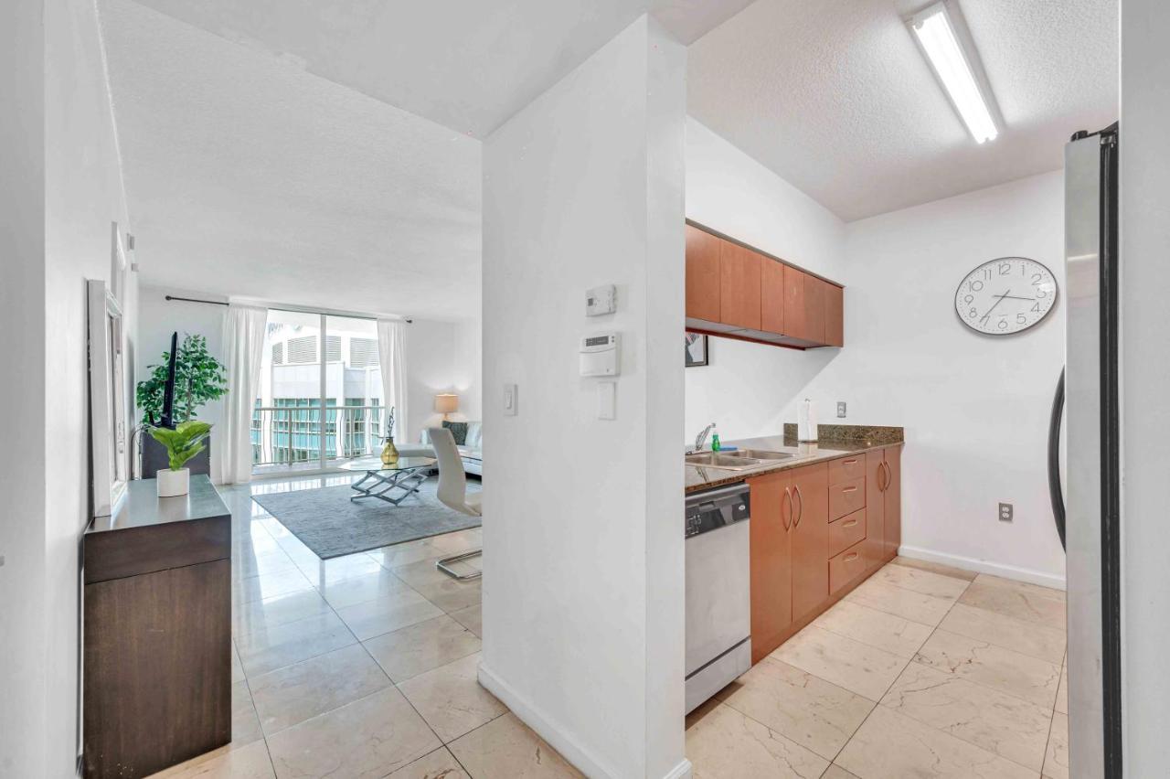 Appartamento Modern 1 Bed In The Heart Of Brickell With Free Parking Miami Esterno foto